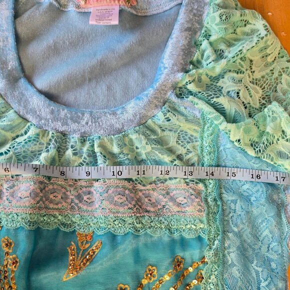 Blue Velvet and Vintage Gold Embroidered Top | Roselani Jasmin | Size Medium - Picture 3 of 8